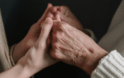 Tremor essencial: sintomas, causas, diagnóstico, tratamento e qualidade de vida